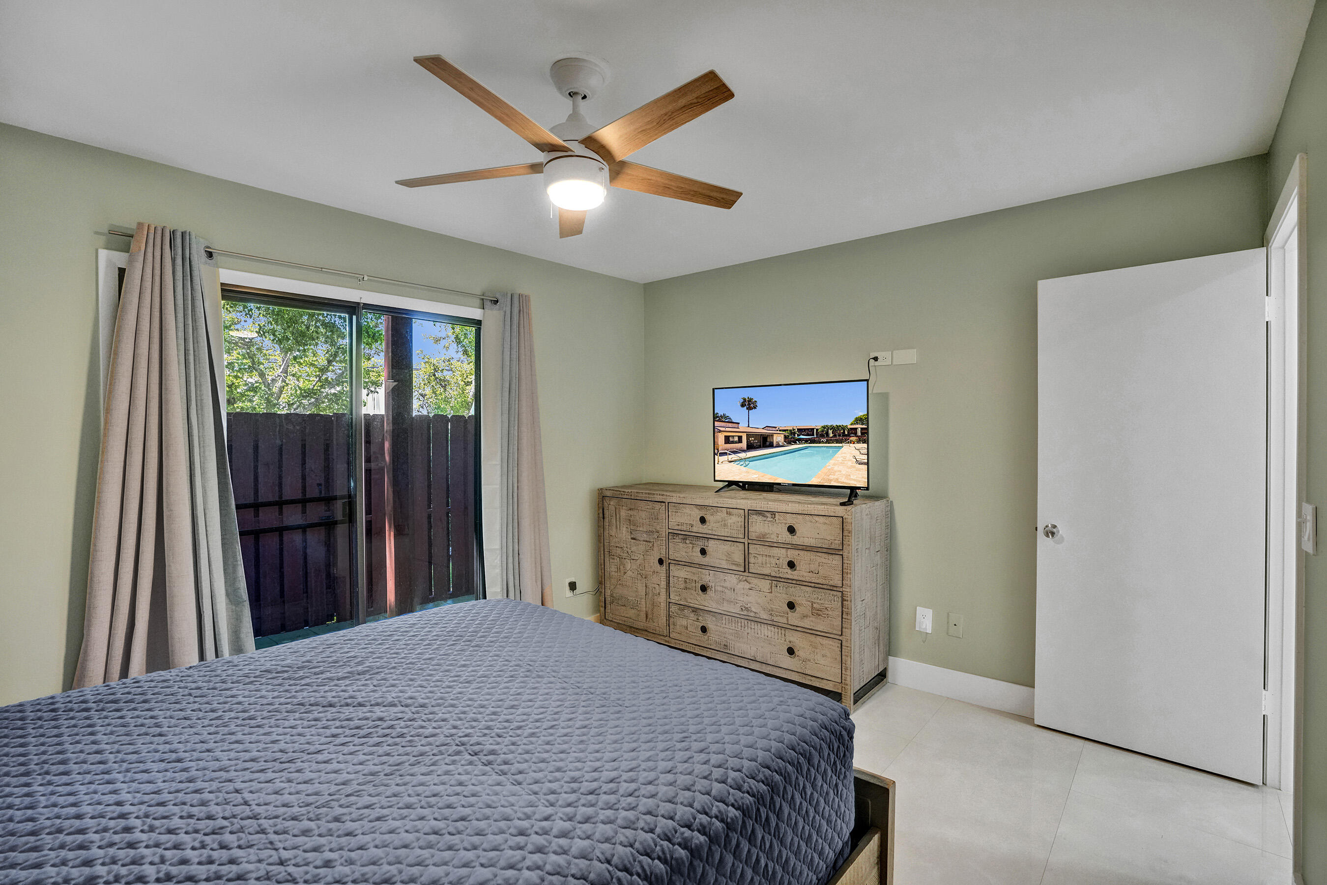SANDPIPER BAY - Residential