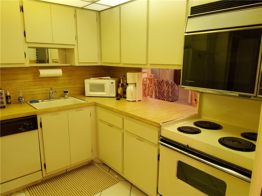 Palm Aire Country Club - Residential