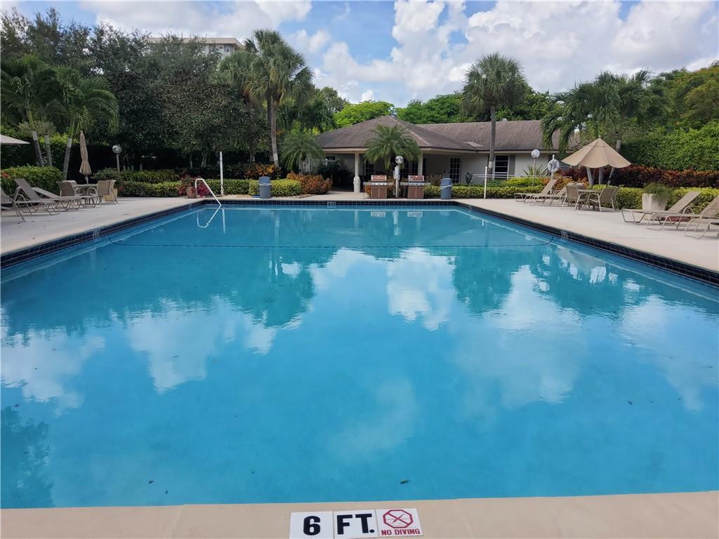 Palm Aire Country Club - Residential