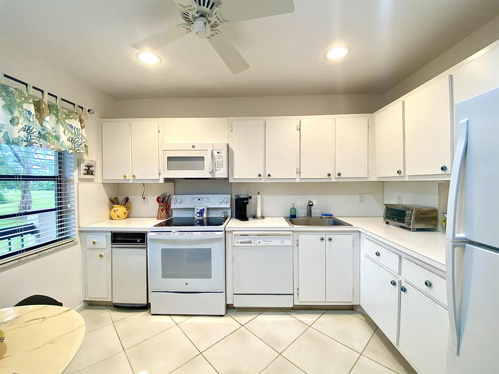 PINES OF BOCA LAGO CONDO - Residential