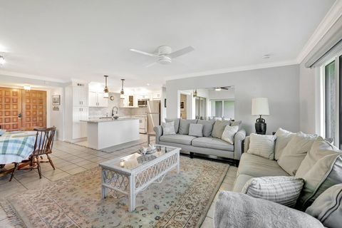 1800 SE Saint Lucie Boulevard 2-204 Stuart FL 34996