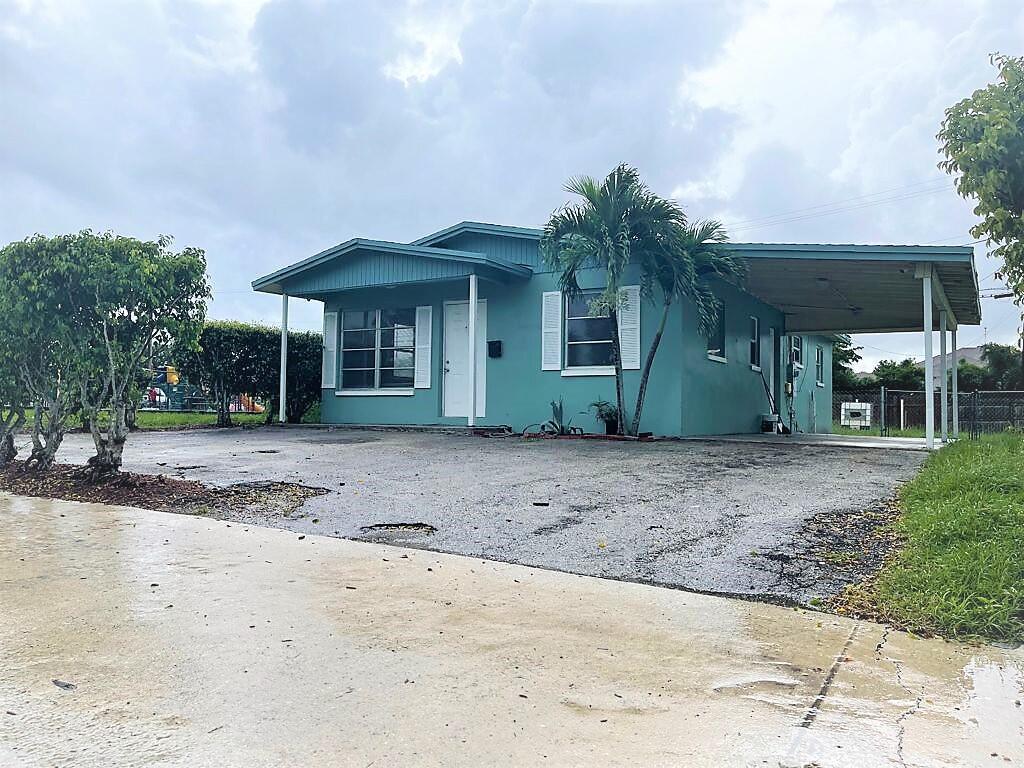 ACREHOME PARK FIRST ADD - Residential Lease