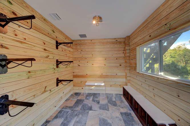 HOMELAND - Residential