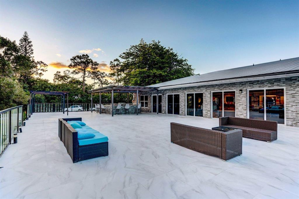 HOMELAND - Residential