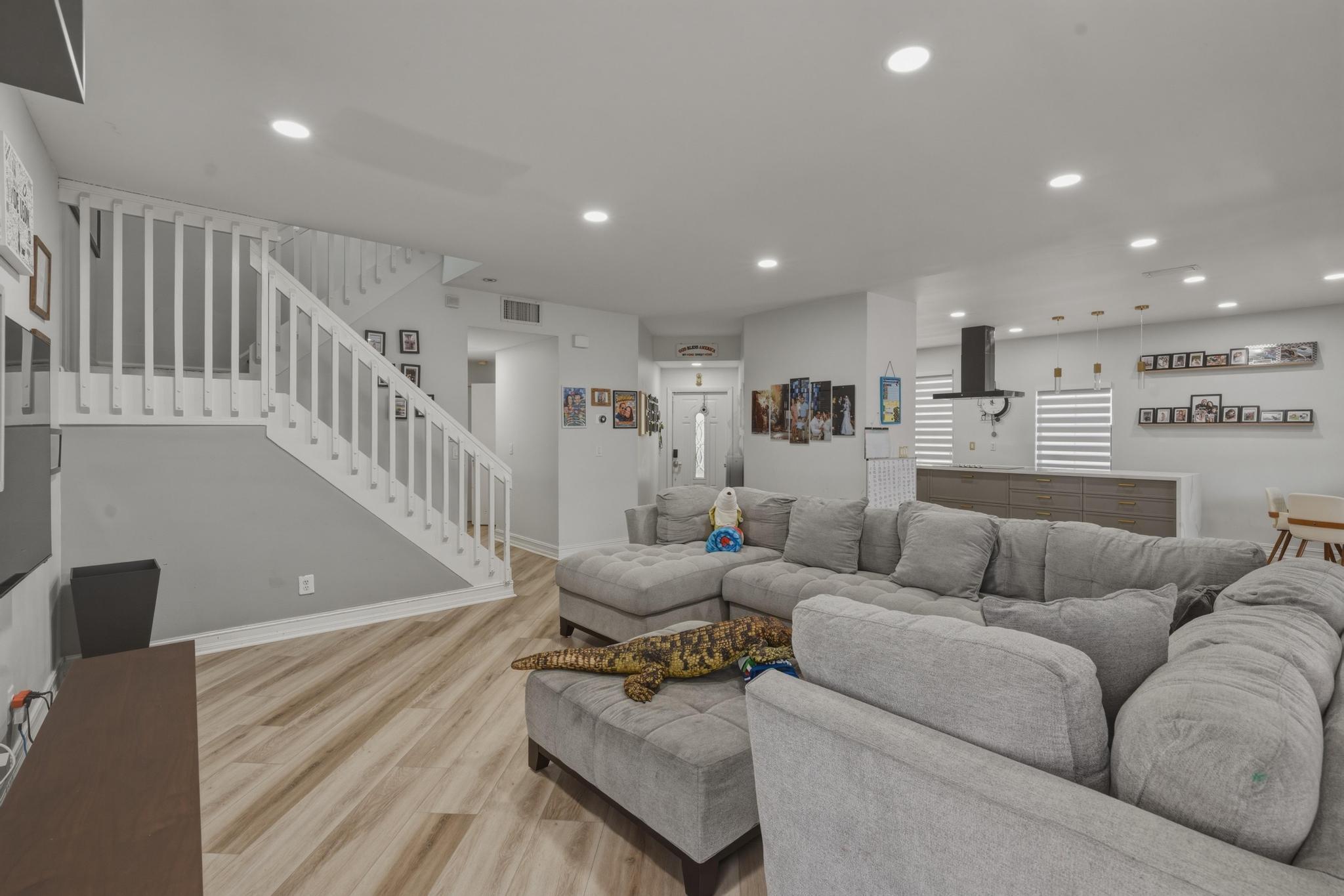 CHAPEL TRAIL REPLAT - Residential