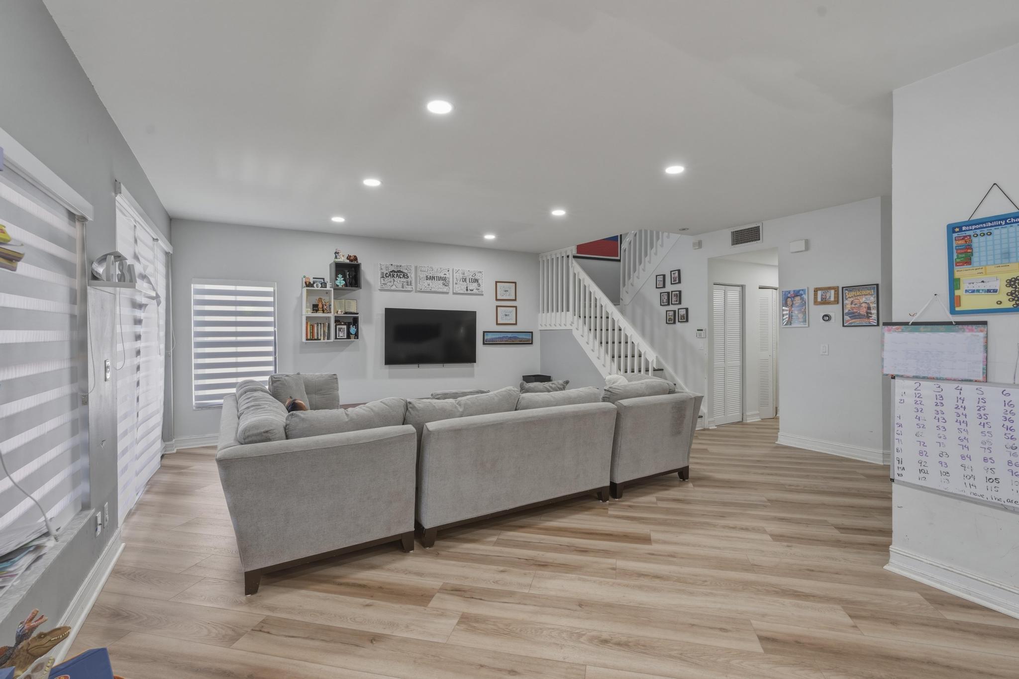 CHAPEL TRAIL REPLAT - Residential