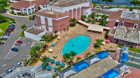 A home in Deerfield Beach