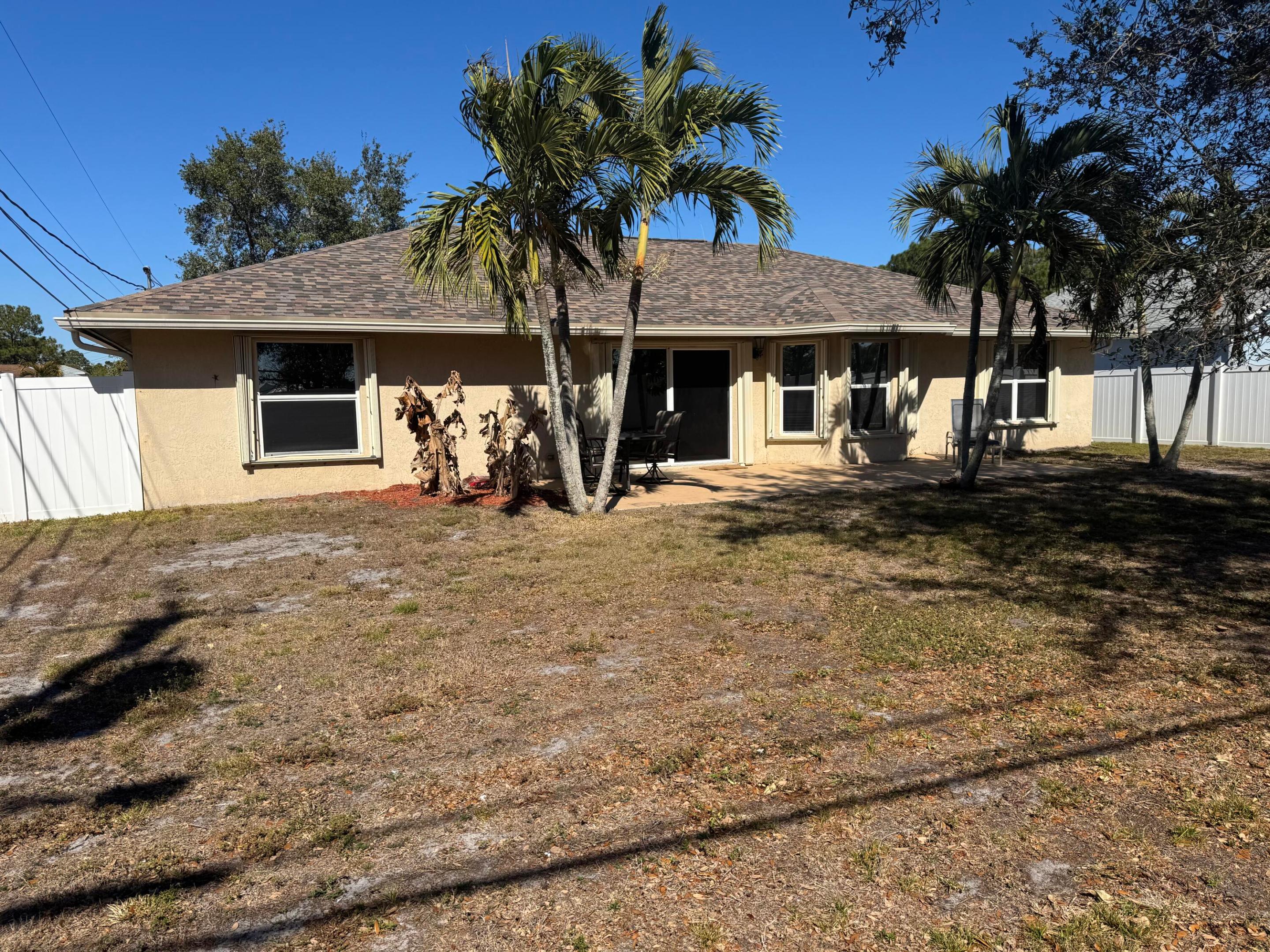 PORT ST LUCIE SECTION 33 - Residential