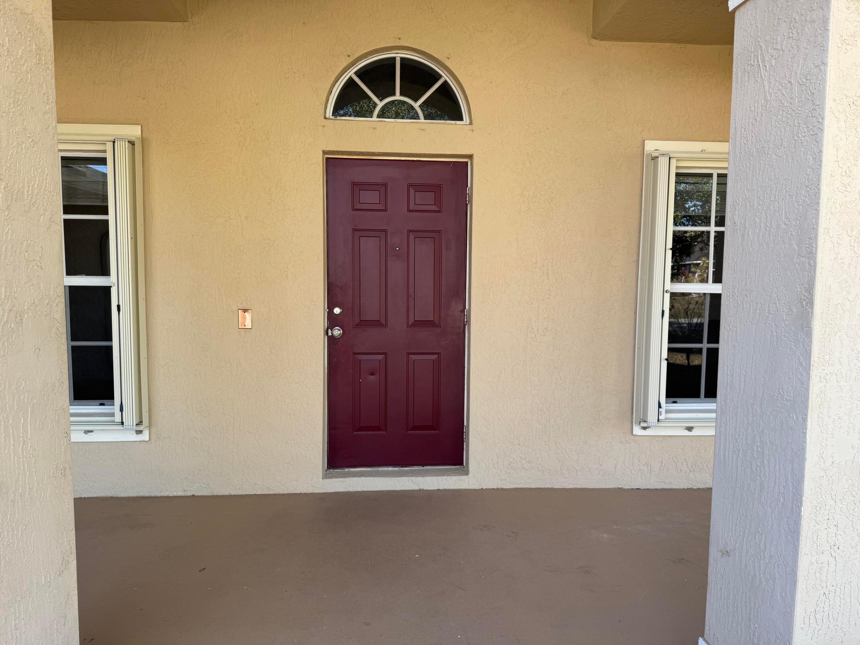 PORT ST LUCIE SECTION 33 - Residential