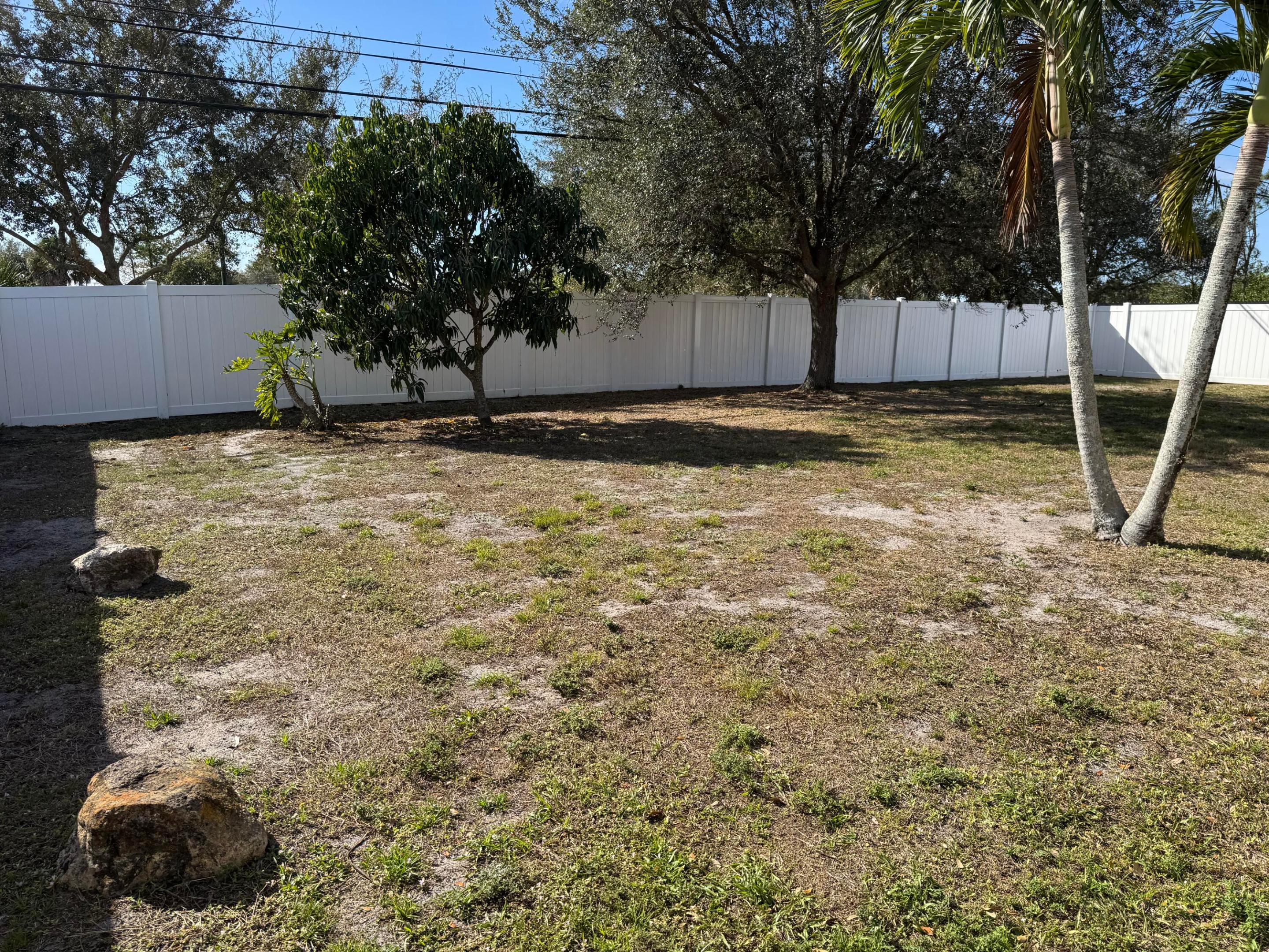 PORT ST LUCIE SECTION 33 - Residential