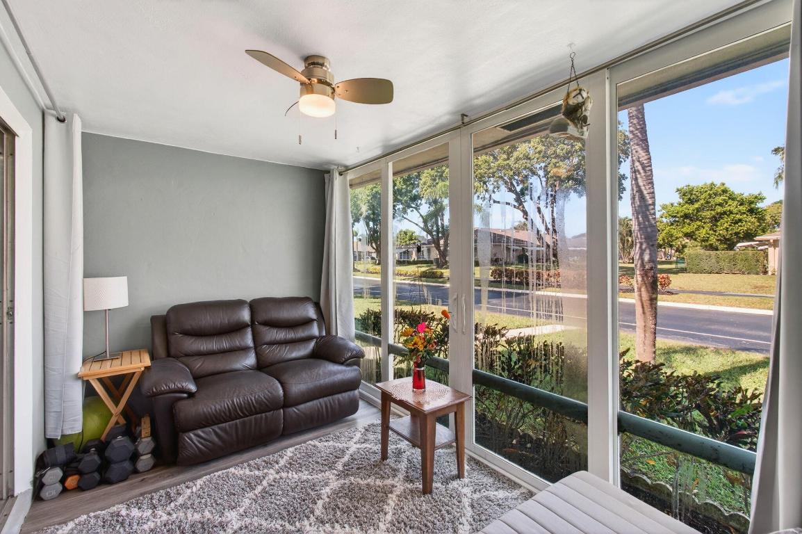 HIGH POINT OF DELRAY SEC 6 CONDO - Residential