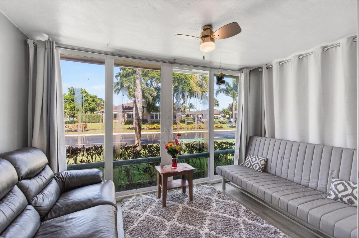 HIGH POINT OF DELRAY SEC 6 CONDO - Residential