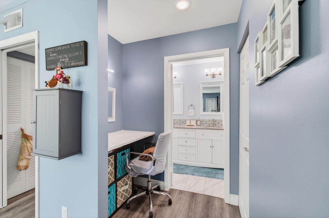 HIGH POINT OF DELRAY SEC 6 CONDO - Residential