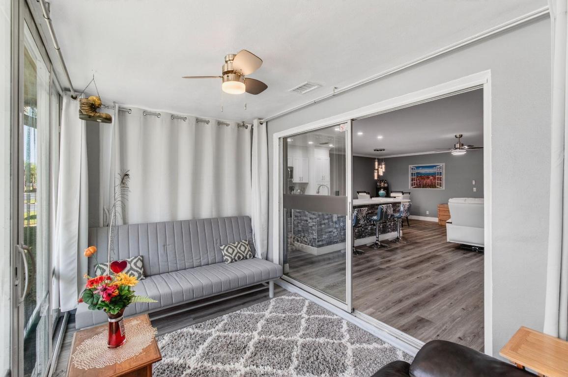 HIGH POINT OF DELRAY SEC 6 CONDO - Residential