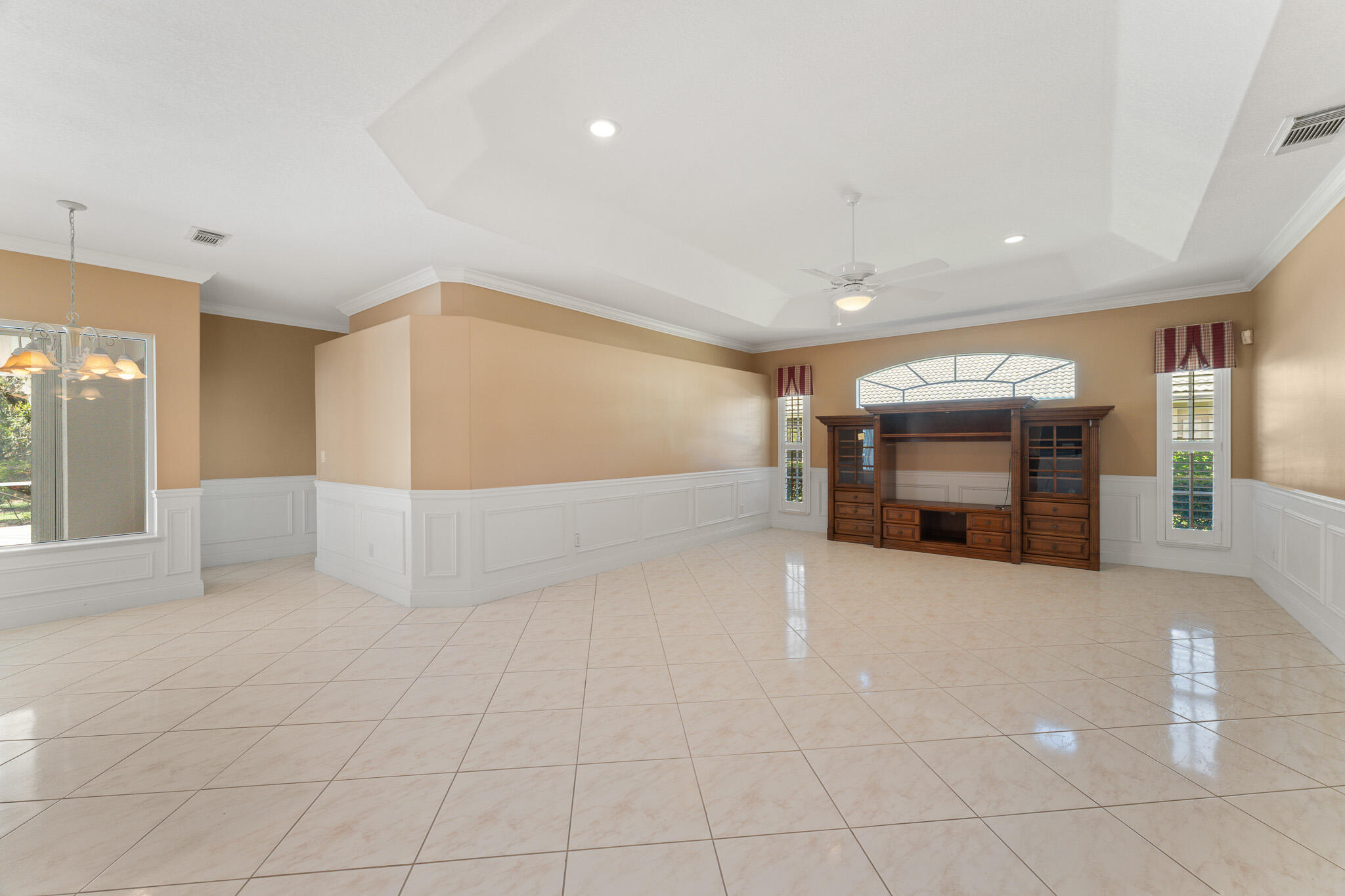 COUNTRY CLUB ESTATES PARCEL 8 PHASE 1 - Residential