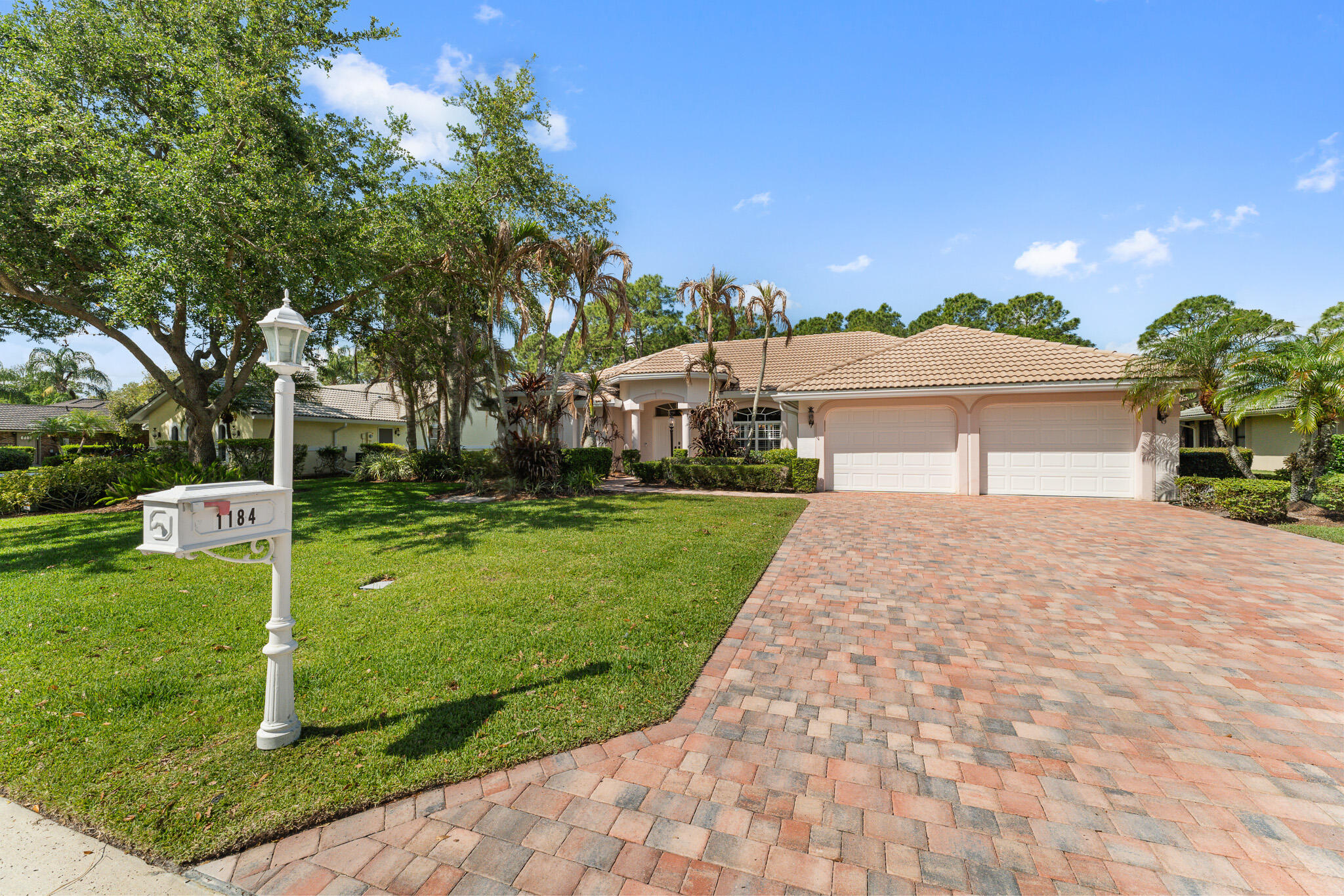 COUNTRY CLUB ESTATES PARCEL 8 PHASE 1 - Residential
