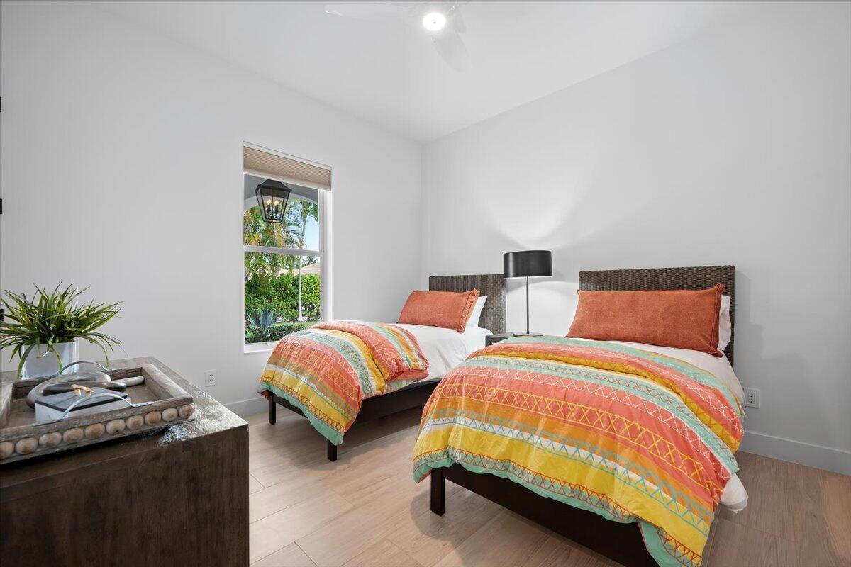 SHADY OAKS OF PALM BEACH - Residential