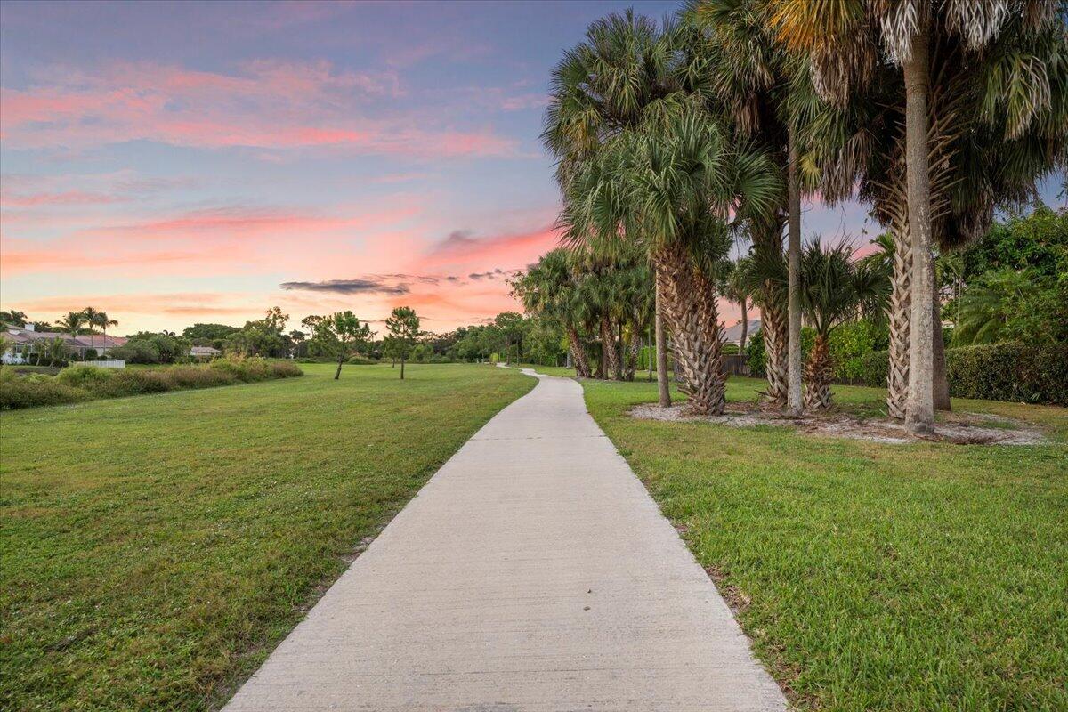 SHADY OAKS OF PALM BEACH - Residential