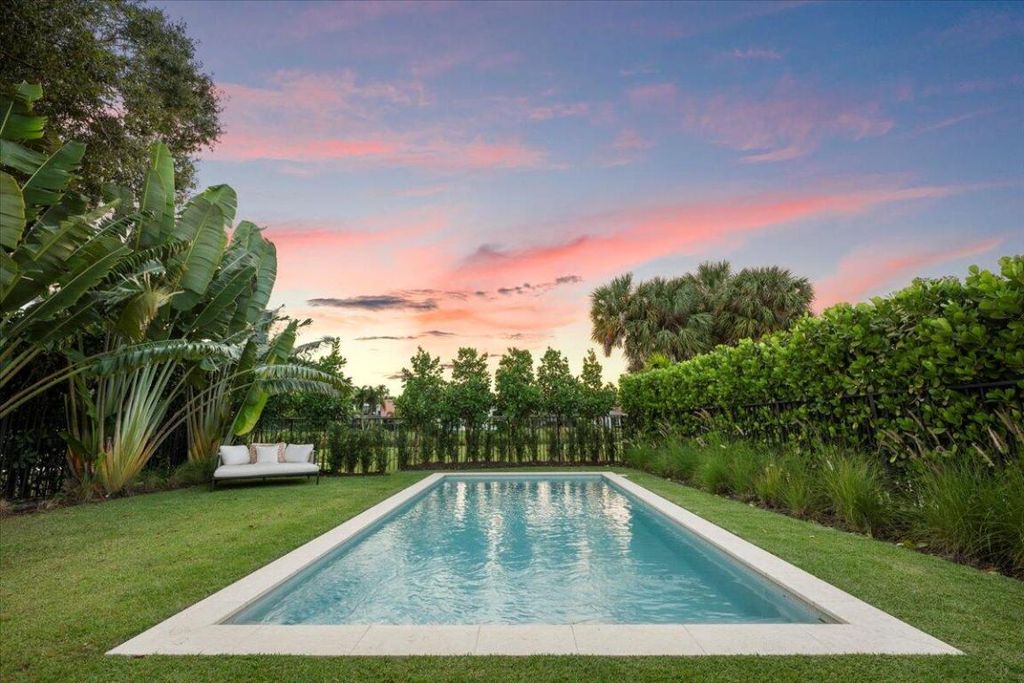 Photo of 2951 Twin Oaks Way, Wellington, FL 33414 (MLS # R11139623)