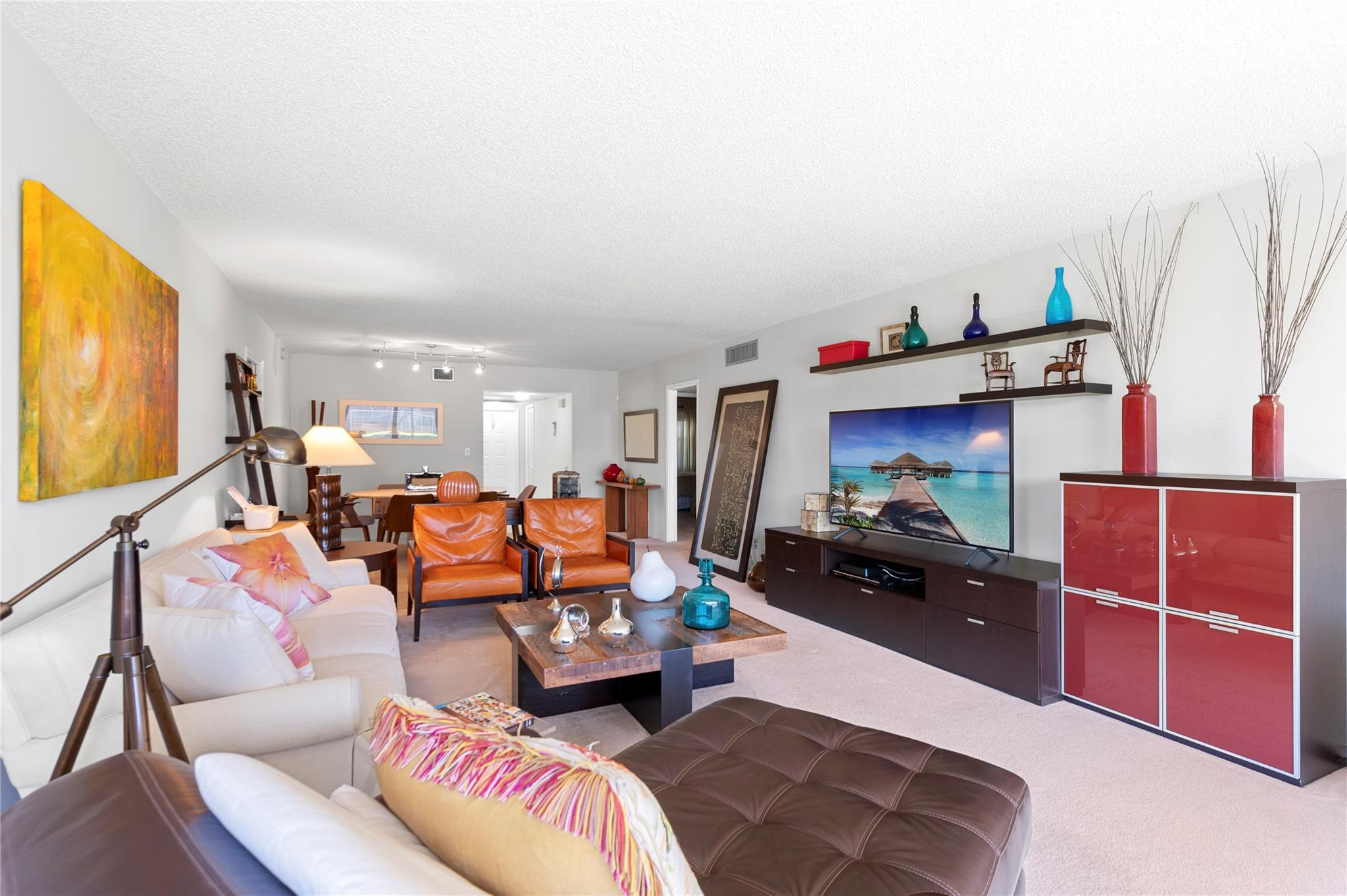 4240 Oaks Terrace 105