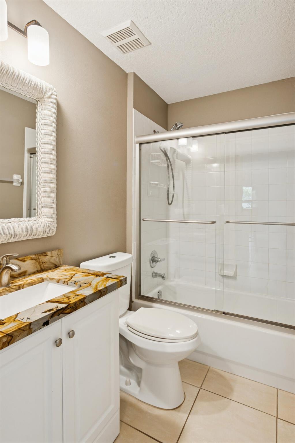 PENNOCK LANDING - Residential