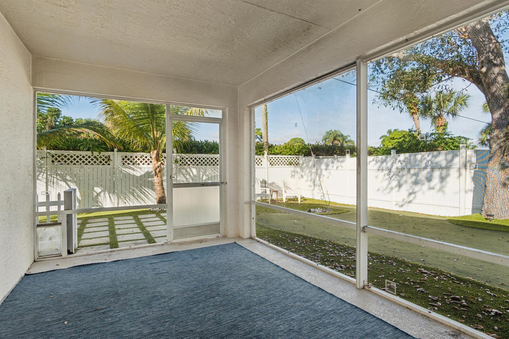 PENNOCK LANDING - Residential