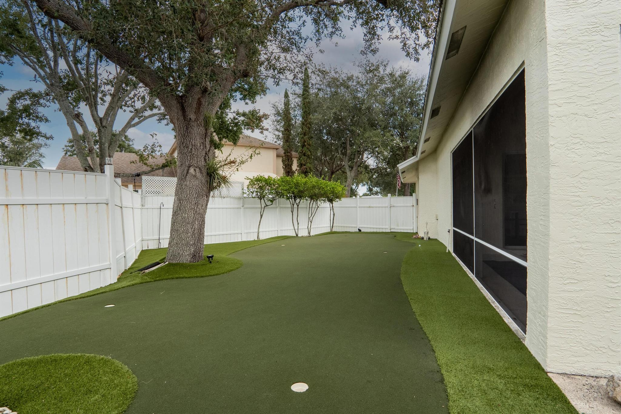 PENNOCK LANDING - Residential