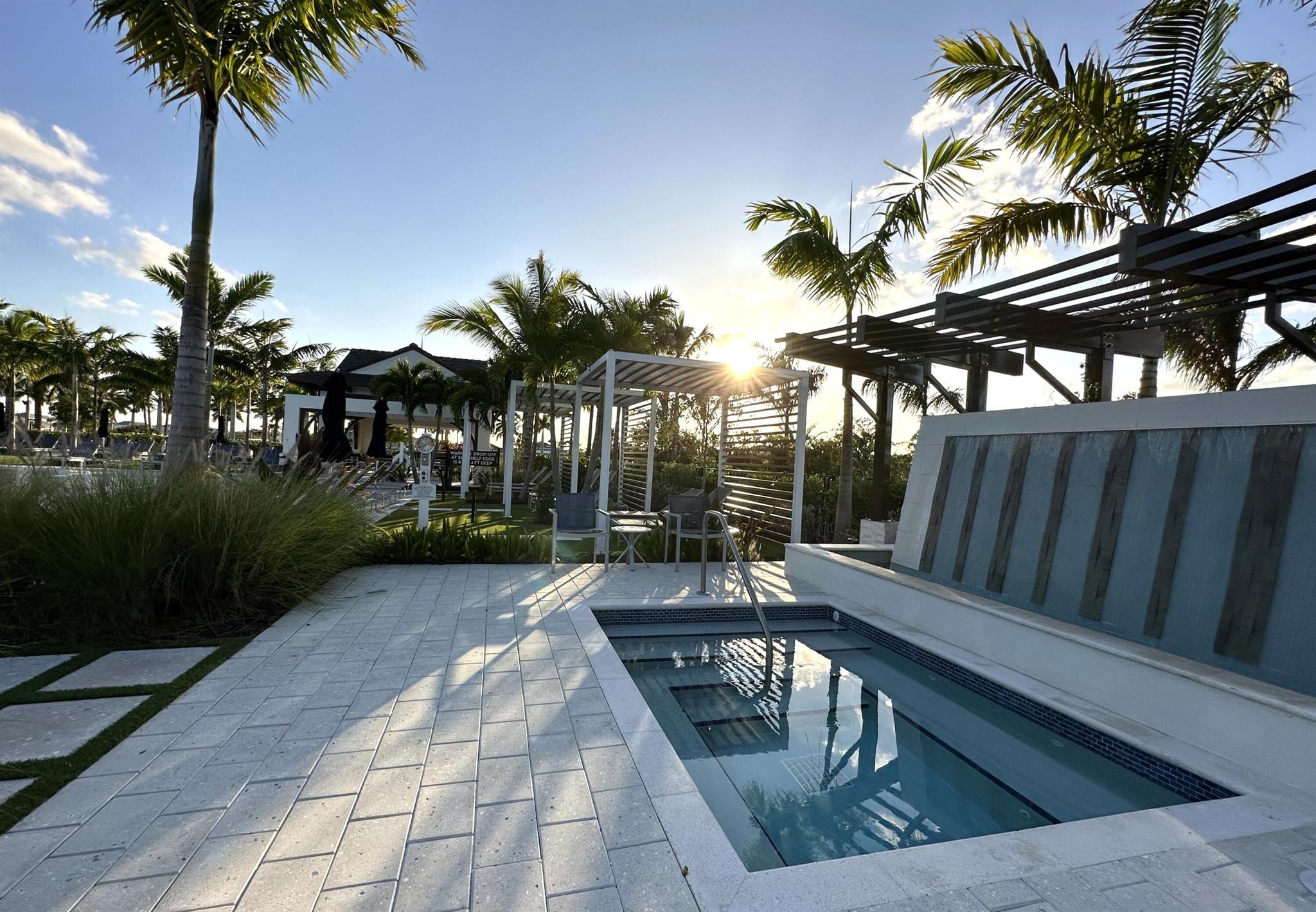 CORAL ISLES - Residential