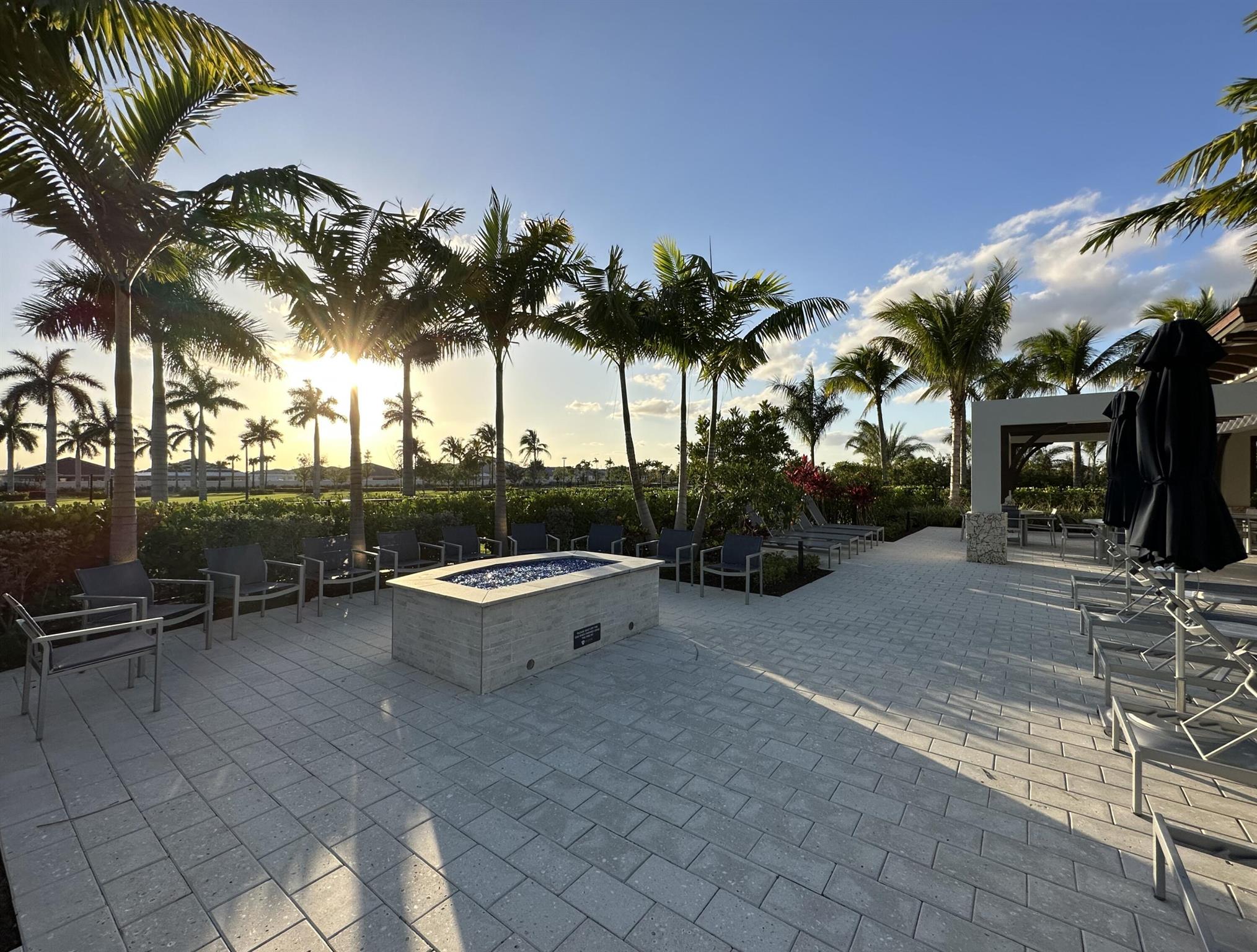 CORAL ISLES - Residential