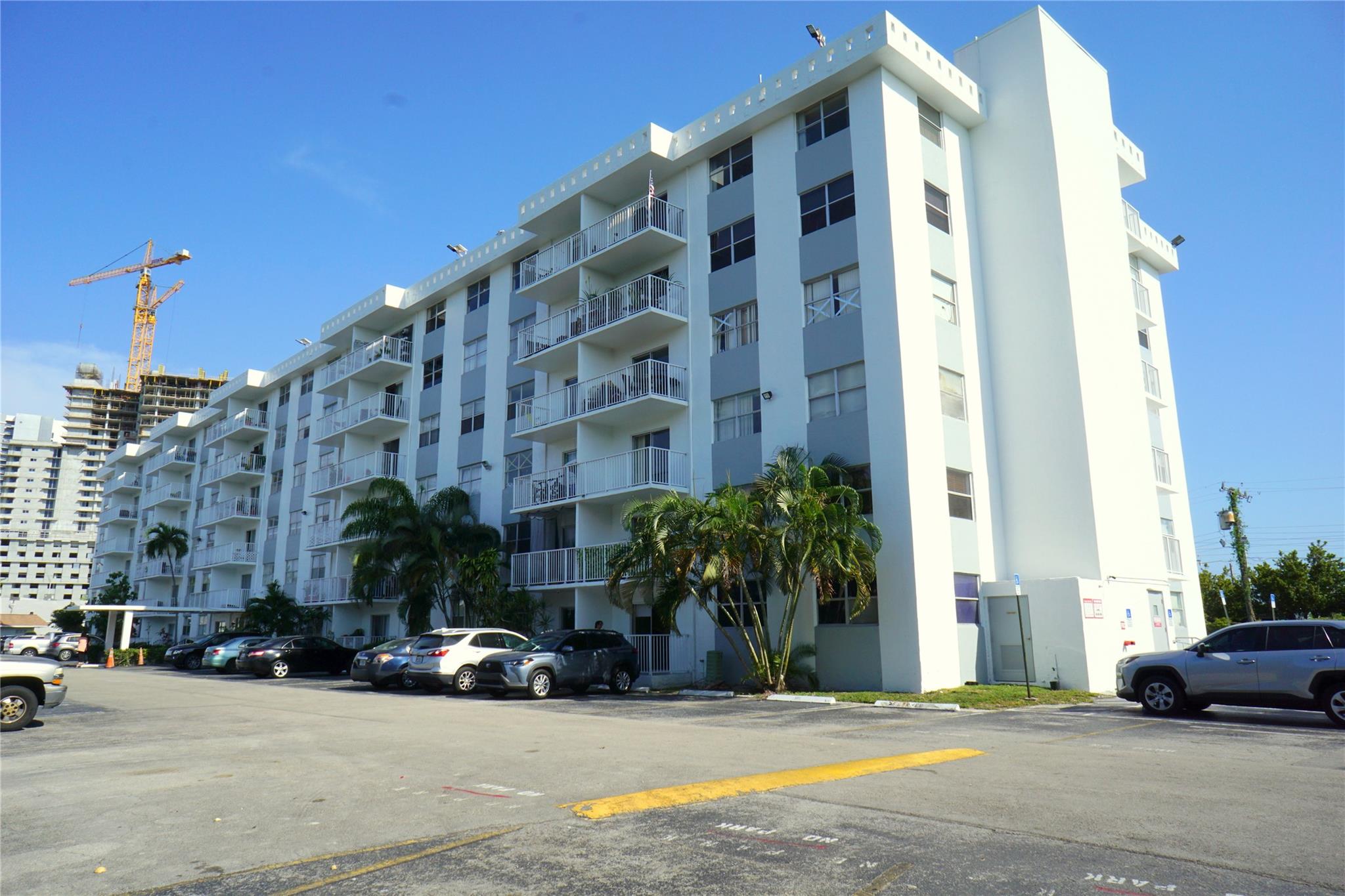 Tall Trees Condo # 314 - Residential