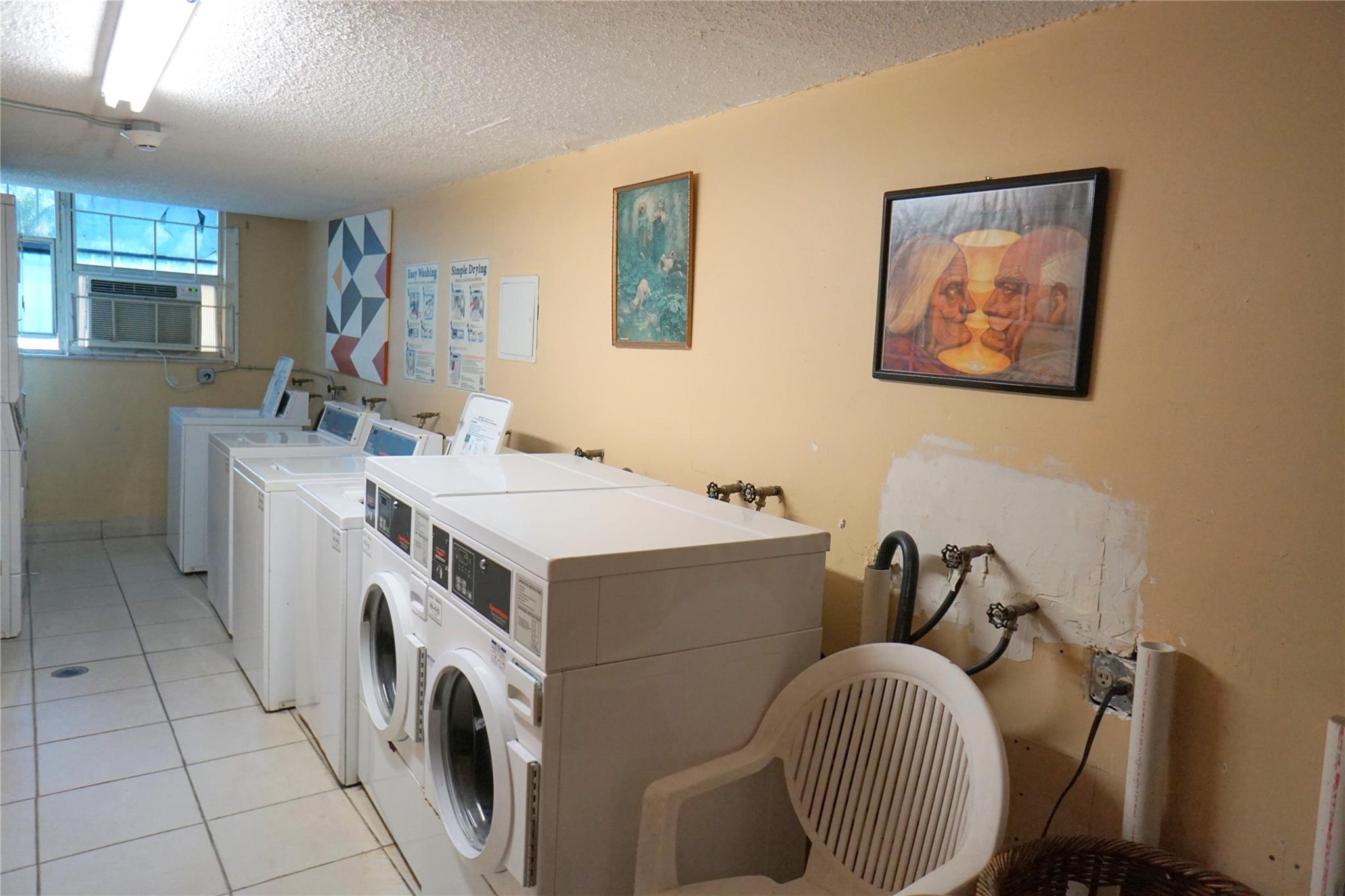 Tall Trees Condo # 314 - Residential