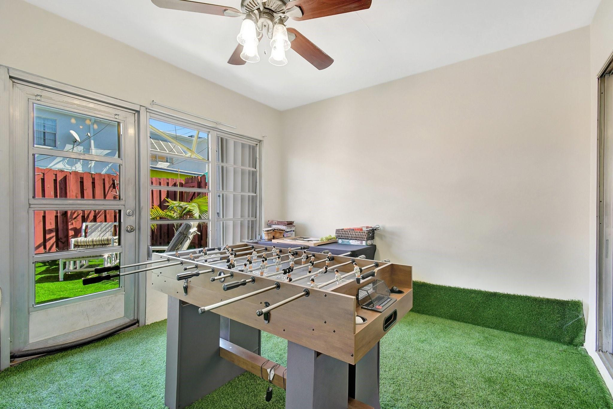 TOWNHOUSES AT NOVA 2 - Residential