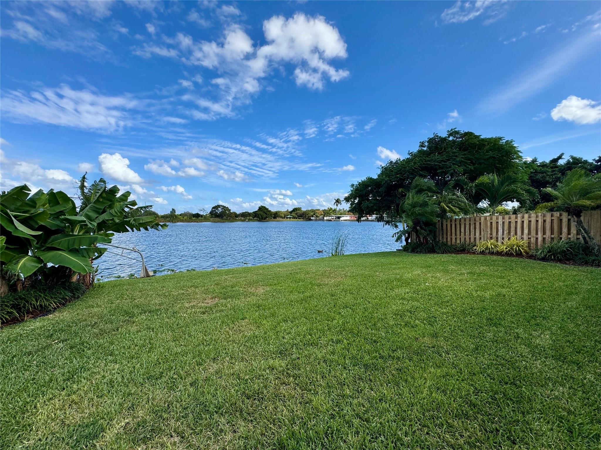 Royal Palm Acres 7th Sec - Residential Lease