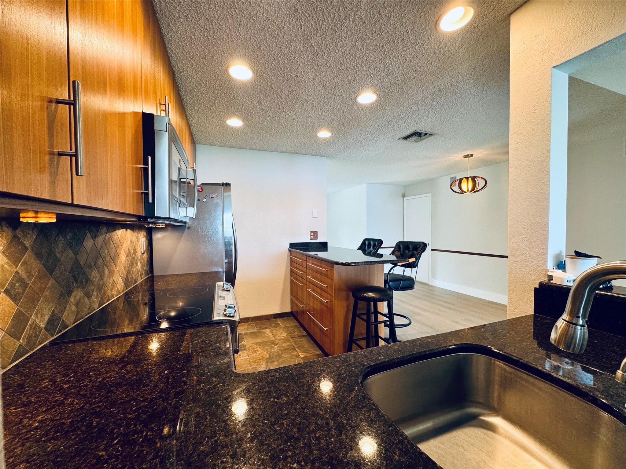 Royal Palm Acres 7th Sec - Residential Lease