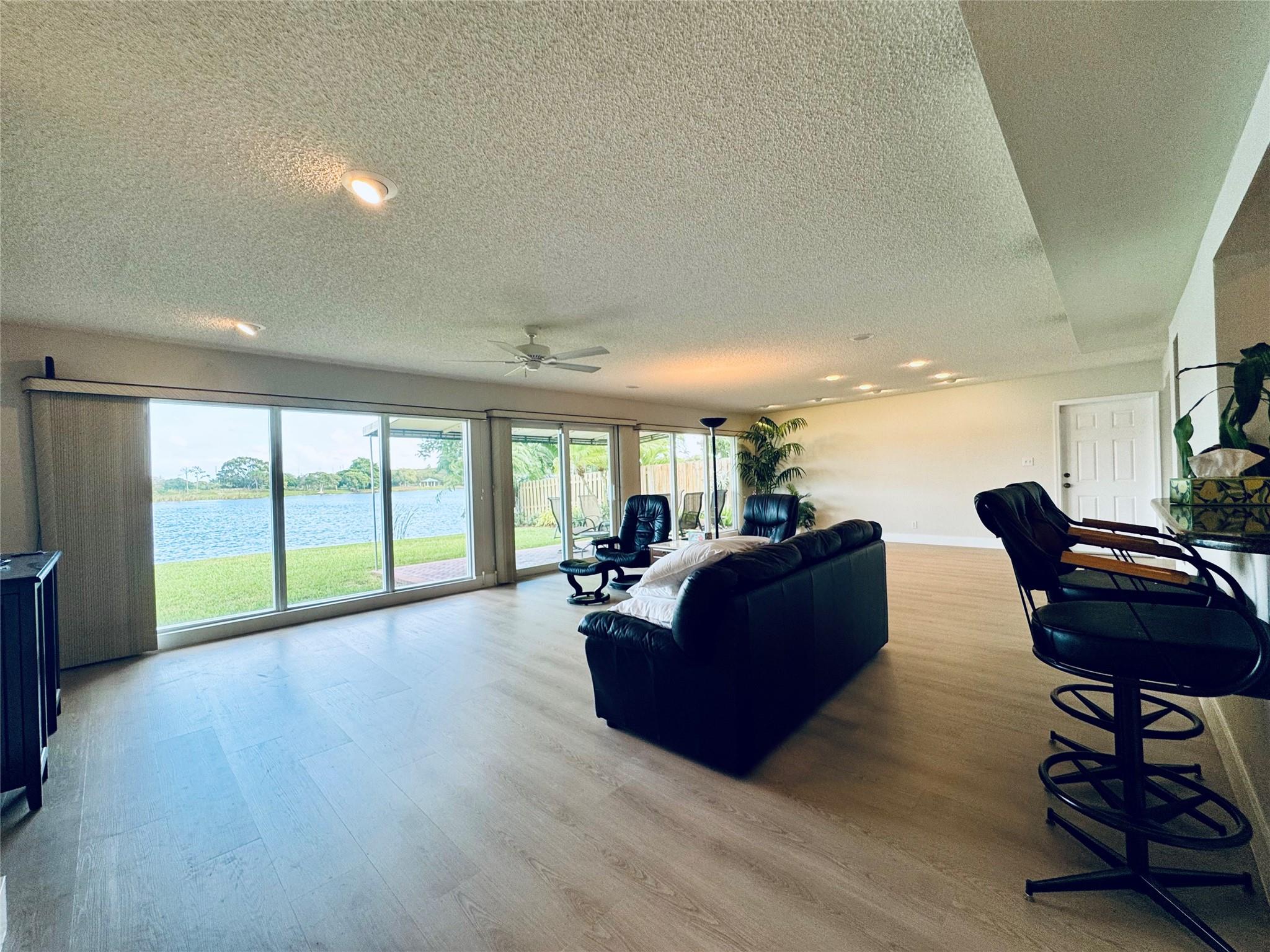 Royal Palm Acres 7th Sec - Residential Lease