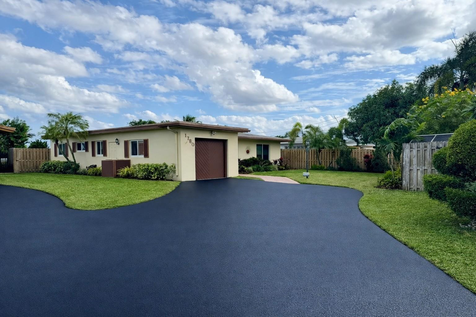 Royal Palm Acres 7th Sec - Residential Lease