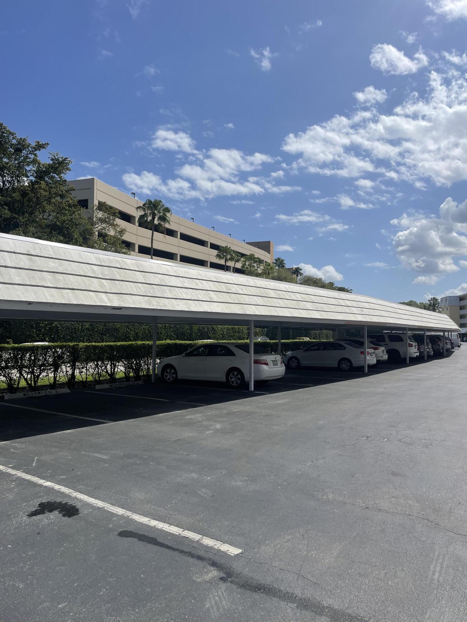 ATLANTIS SHERBROOKE VILLAS EAST CONDO - Residential Lease