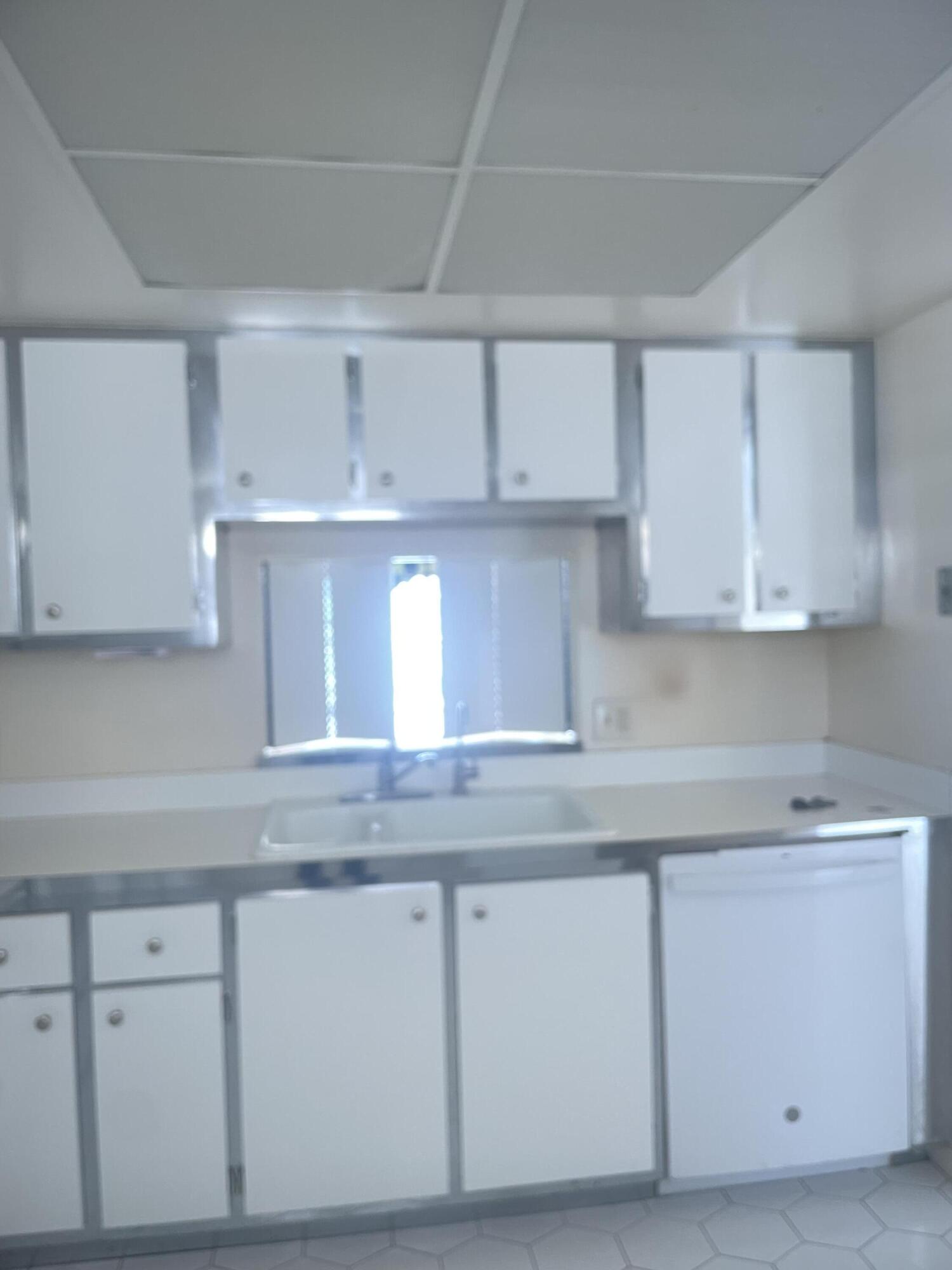 ATLANTIS SHERBROOKE VILLAS EAST CONDO - Residential Lease