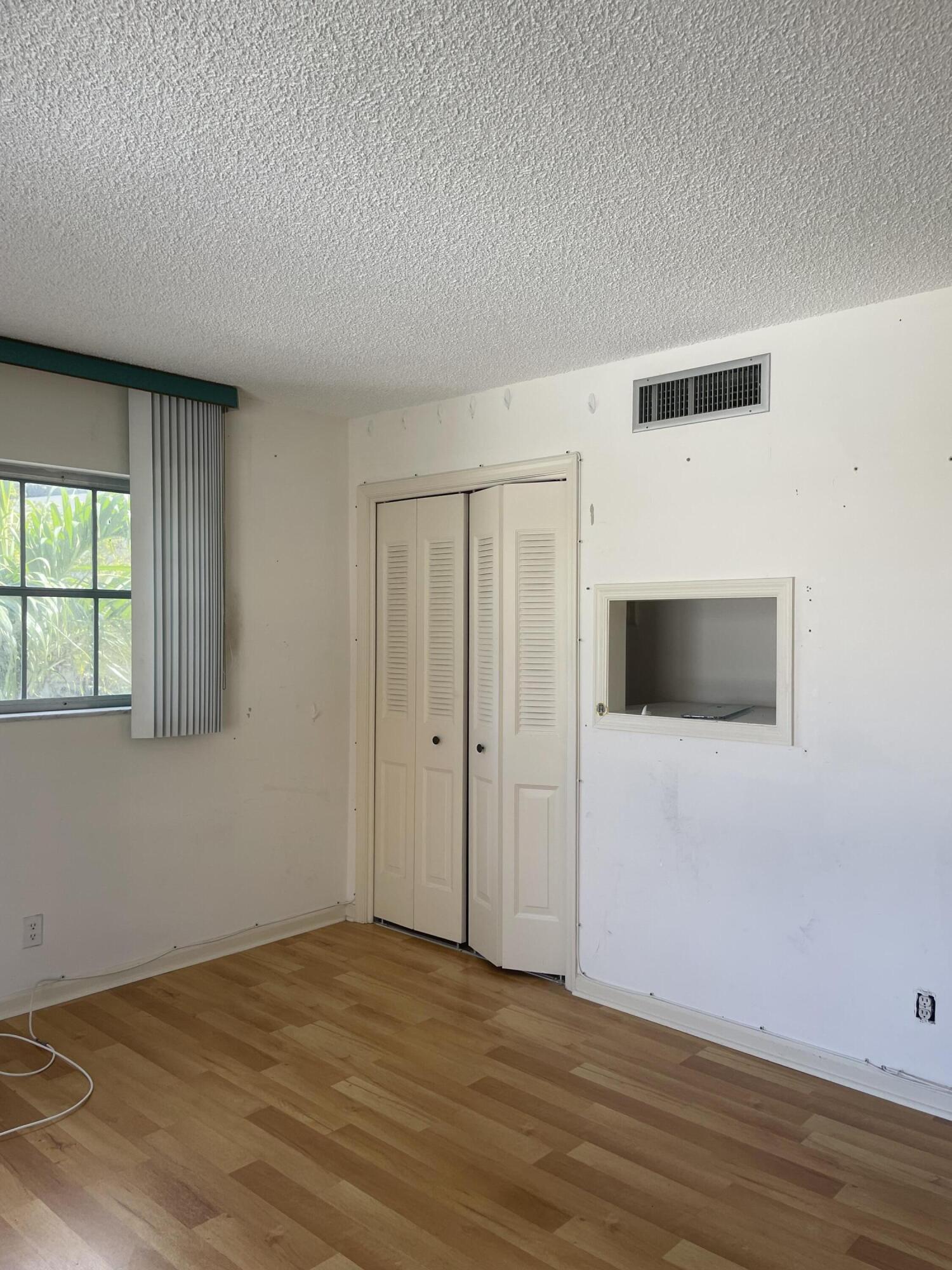 ATLANTIS SHERBROOKE VILLAS EAST CONDO - Residential Lease