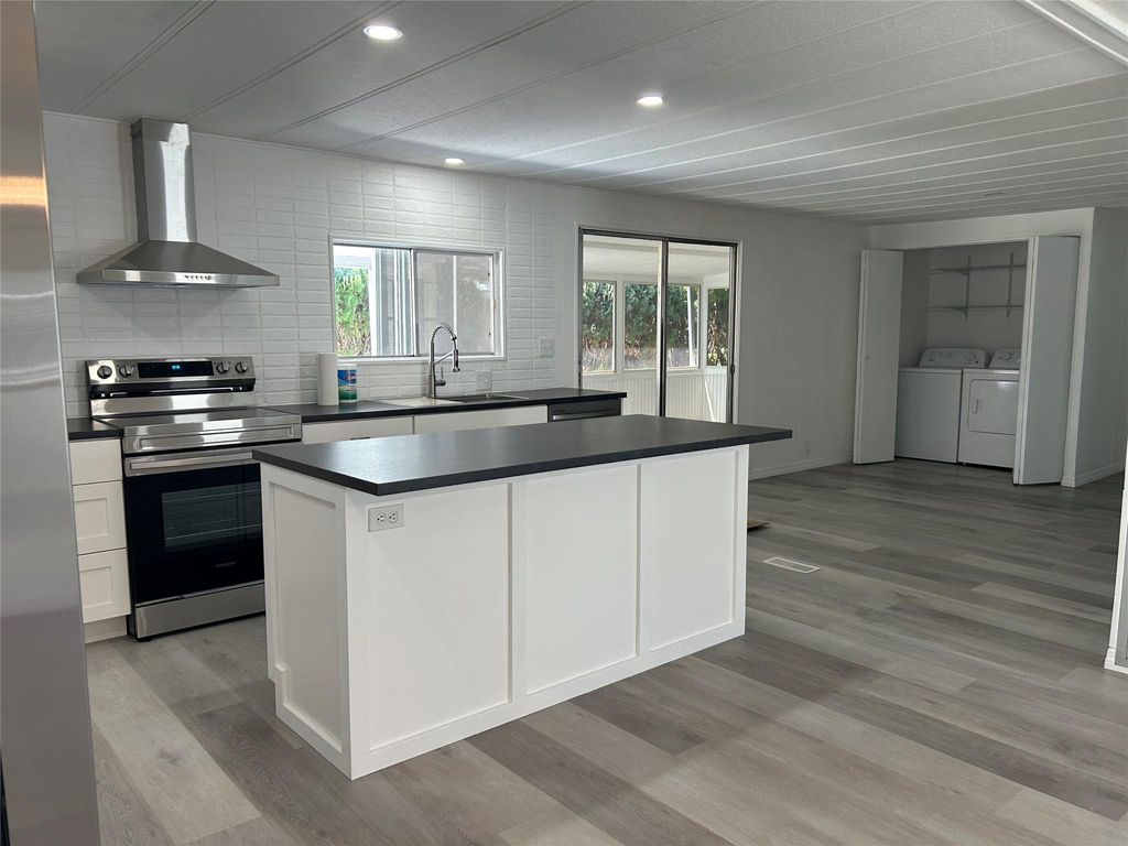 Photo of 5337 NW 1st Avenue, Deerfield Beach, FL 33064 (MLS # F10496920)