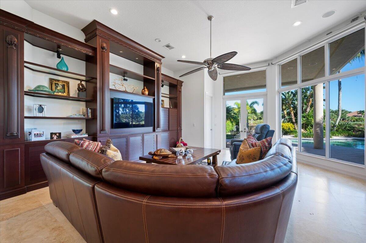 MIRASOL PAR 7 - Residential