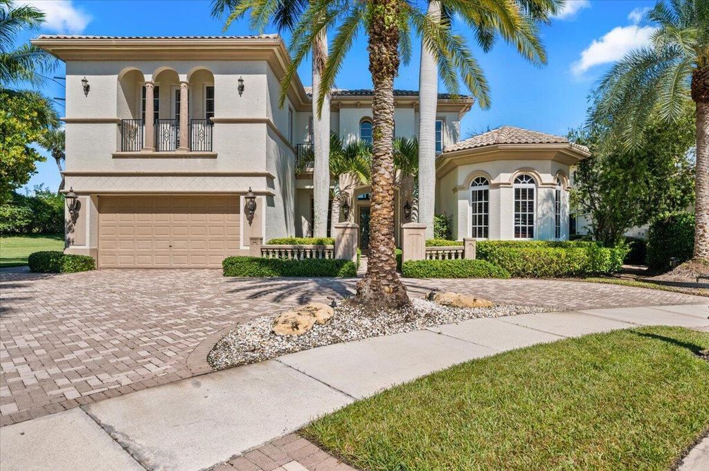 Photo of 137 Via Mariposa, Palm Beach Gardens, FL 33418 (MLS # R10929065)