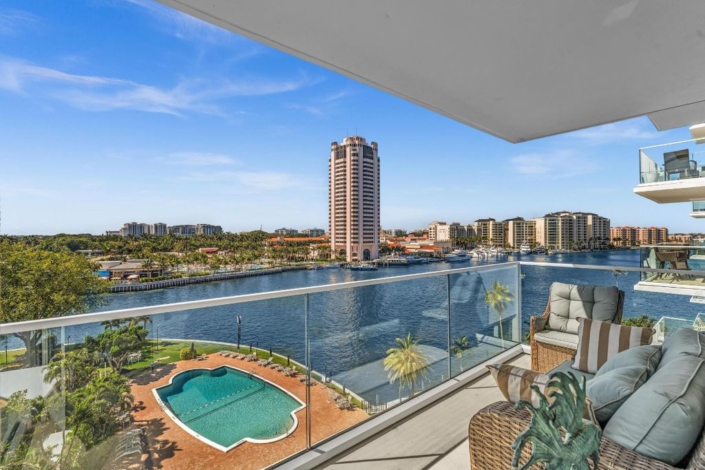 Photo of 701 E Camino Real Real #7F, Boca Raton, FL 33432 (MLS # F10488918)
