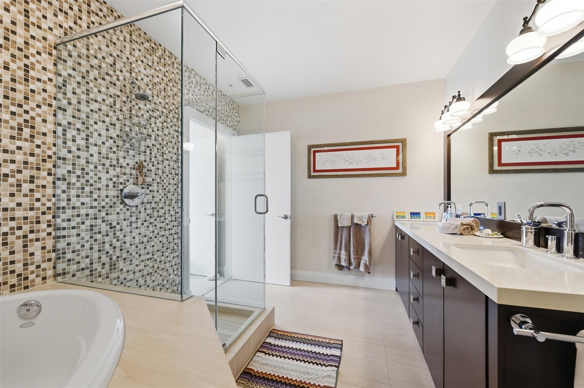 Tides at Bridgeside Sq - Residential