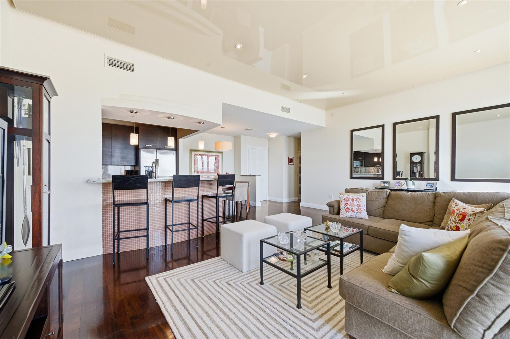 Tides at Bridgeside Sq - Residential