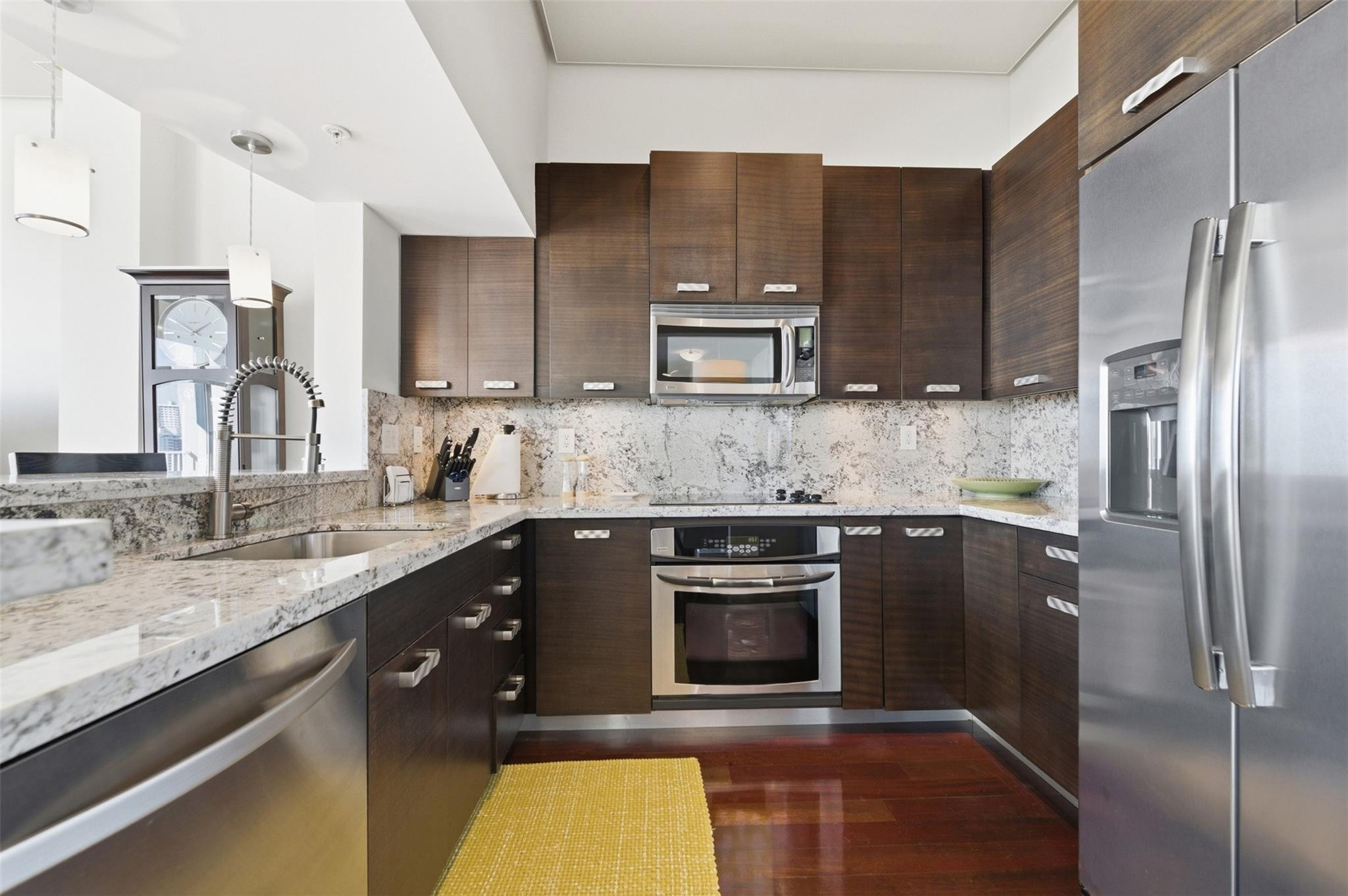 Tides at Bridgeside Sq - Residential