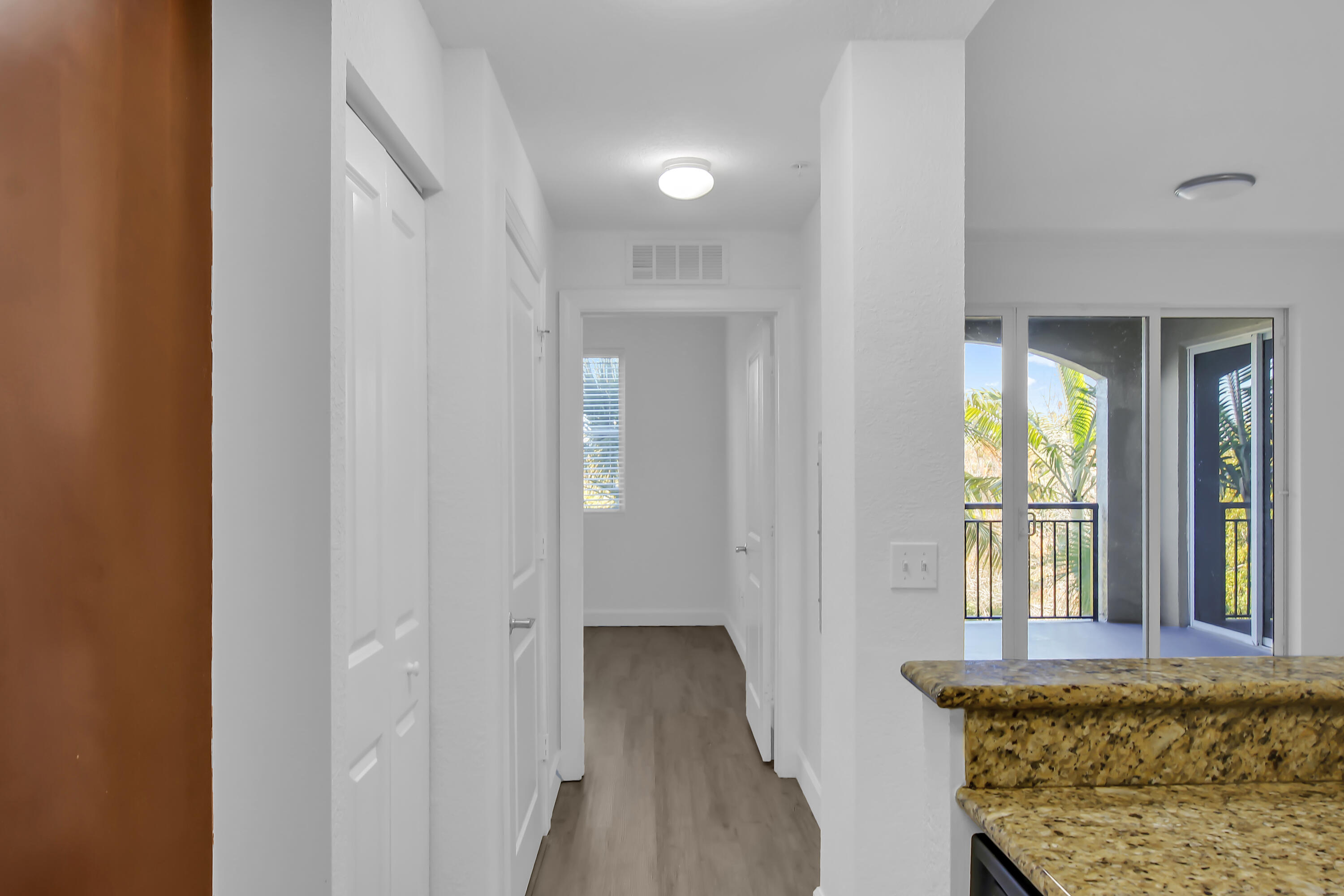 VIZCAYA LAKES CONDO - Residential