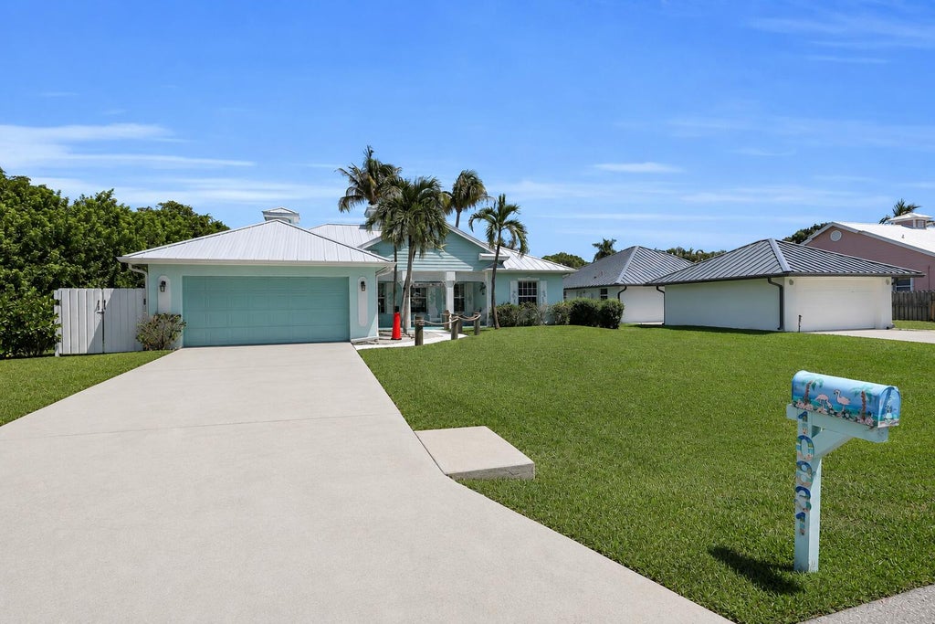 Photo of 10831 SE Pinegrove Street, Tequesta, FL 33469 (MLS # B26065916)