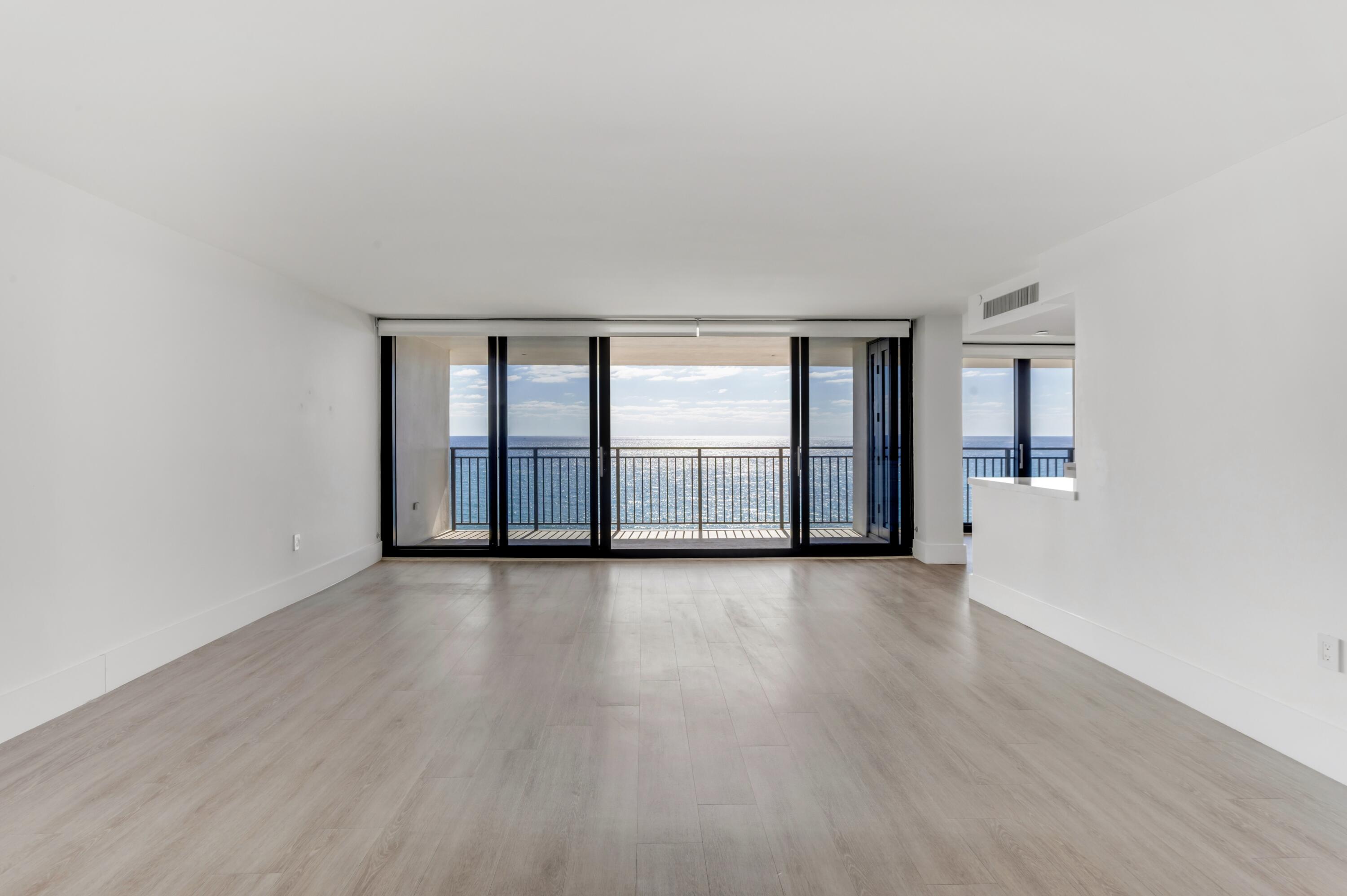 PLACIDE - Residential