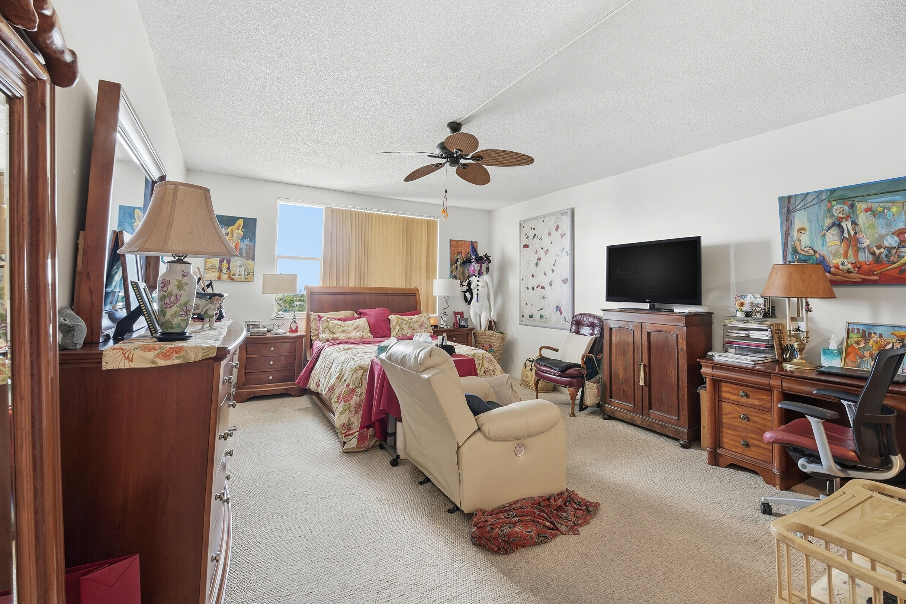 3800 Hillcrest Drive 1219